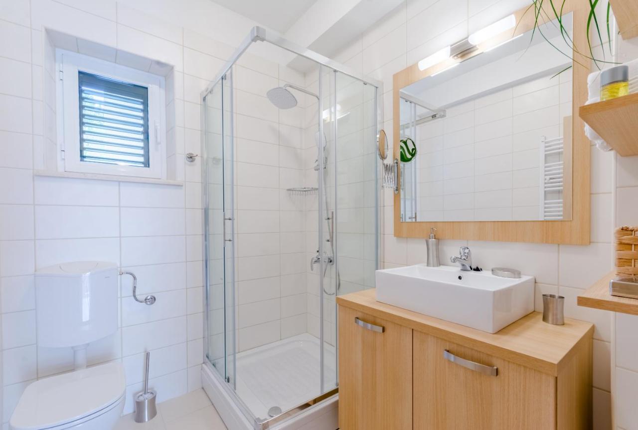 Deni Apartament *